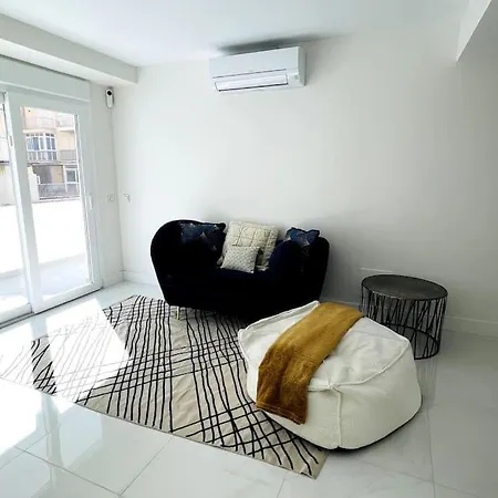 Apartment Ikram Beach & Casco Antiguo